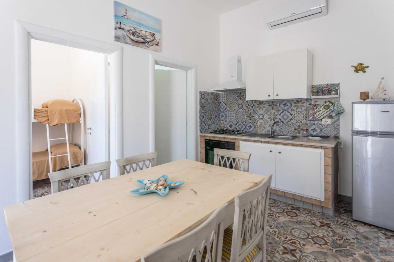 Villetta Andrea A Due Passi Dalla Sabbia - Apulia Home Torre San Giovanni Exterior foto